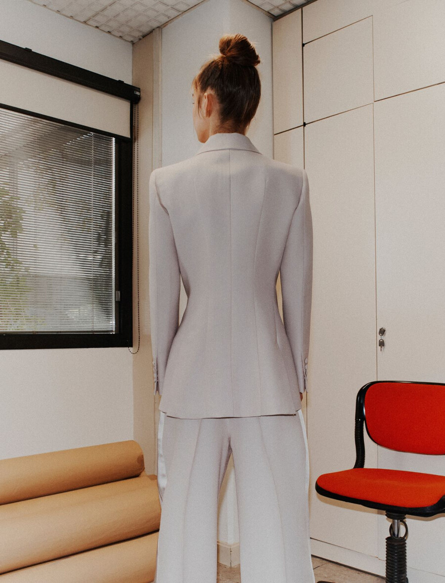 slim-fit-blazer – elfenbein