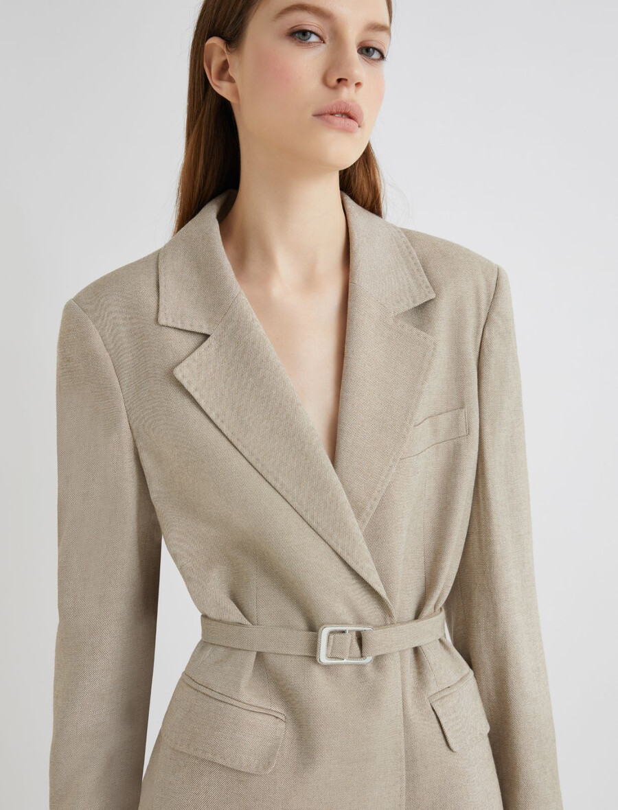 blazer mit gürtel – haselnussbraun