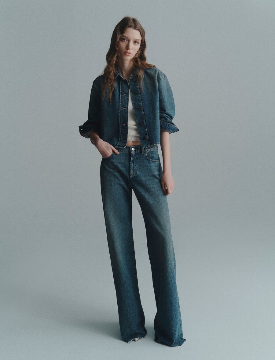 hüftjeans mit weitem bein – preussischblau