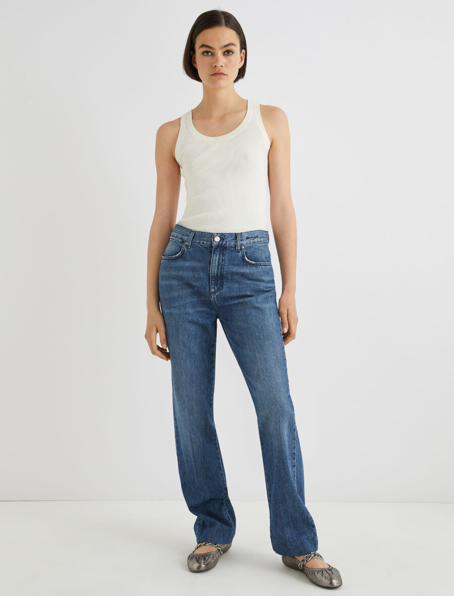 abgesteppte jeans mit weitem bein – blaue jeans