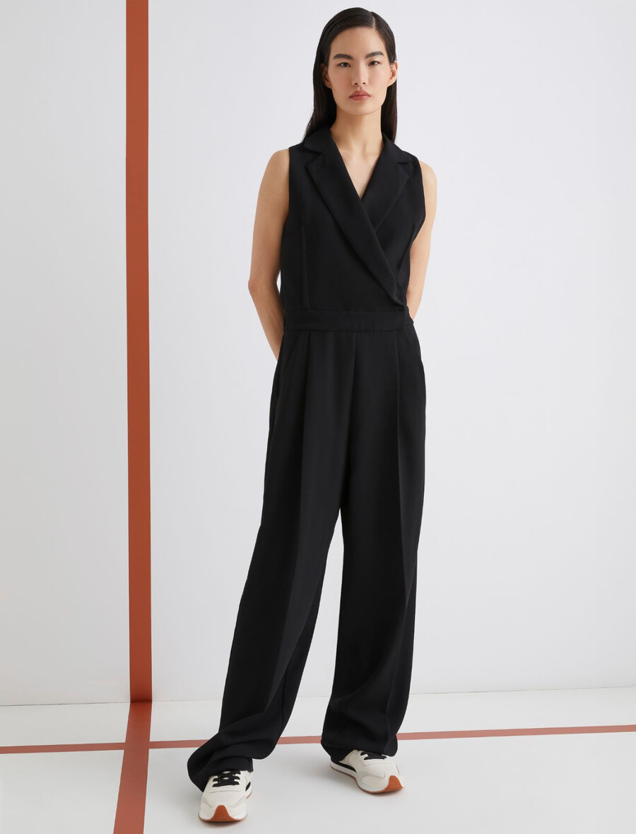 Ärmelloser jumpsuit – schwarz