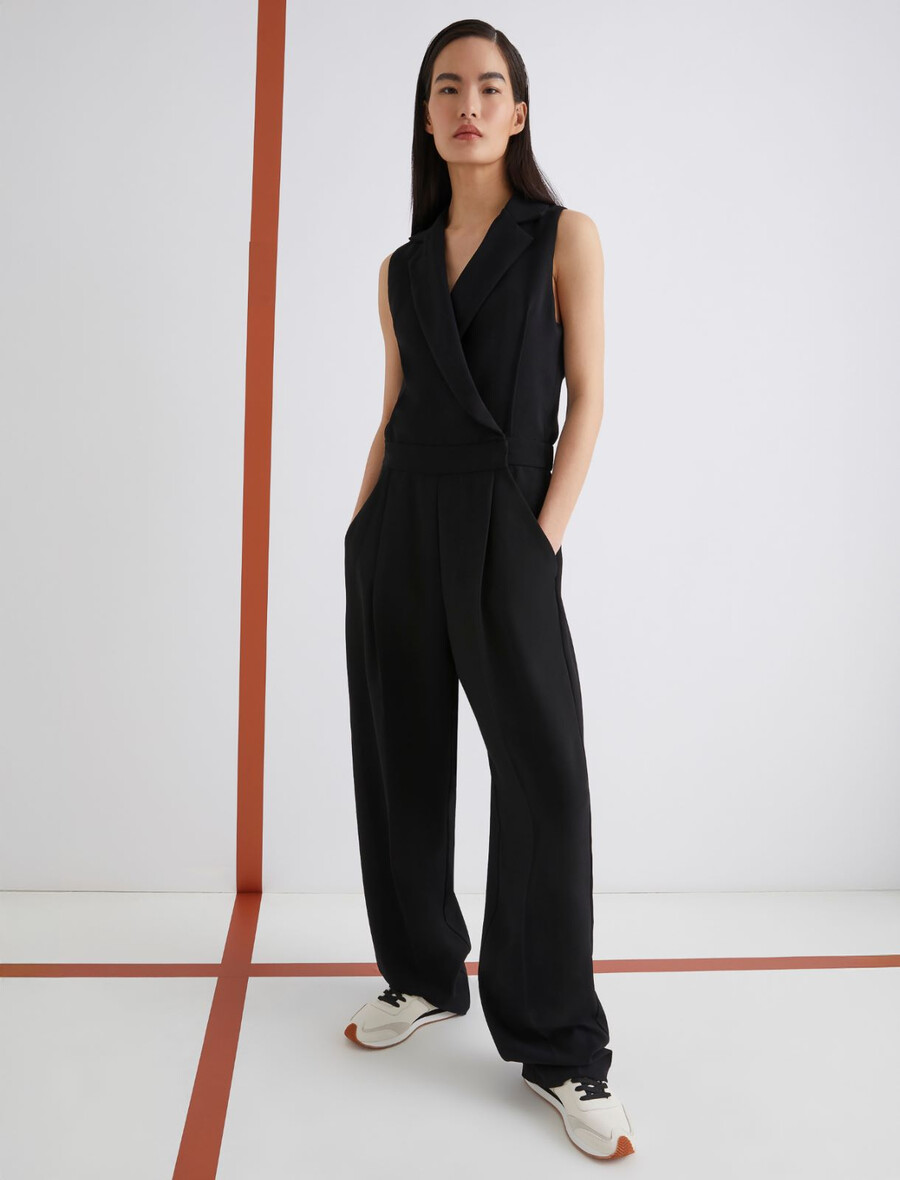 Ärmelloser jumpsuit – schwarz