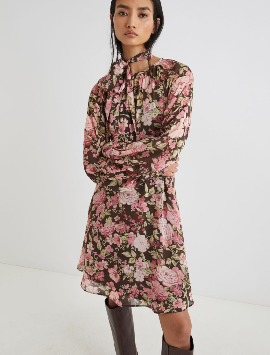 kurzes geblümtes georgette-kleid – schokolade