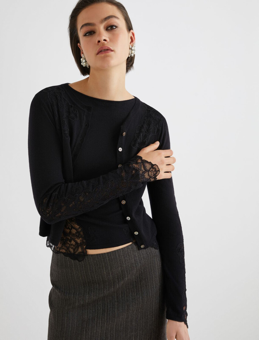 strickjacke mit spitzendetails – schwarz