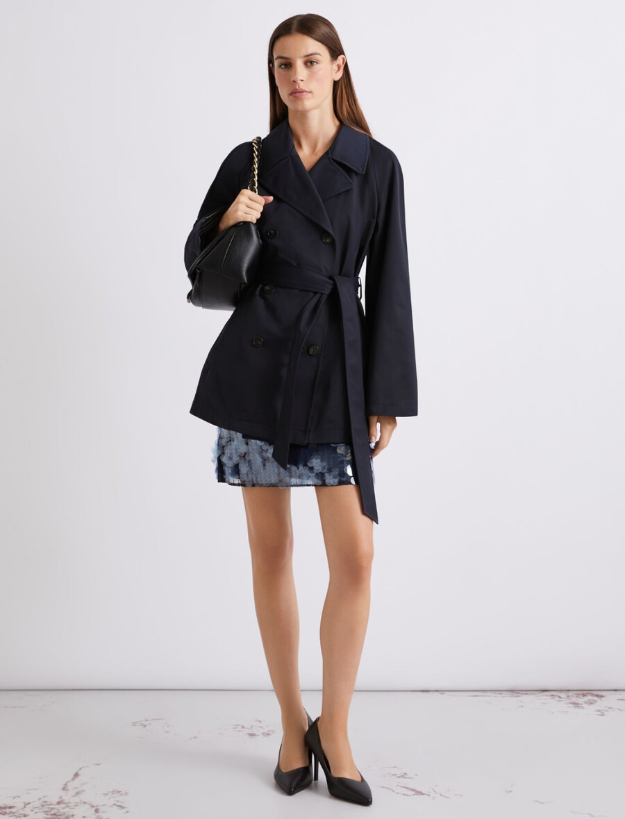 technischer trenchcoat aus baumwolle – marineblau