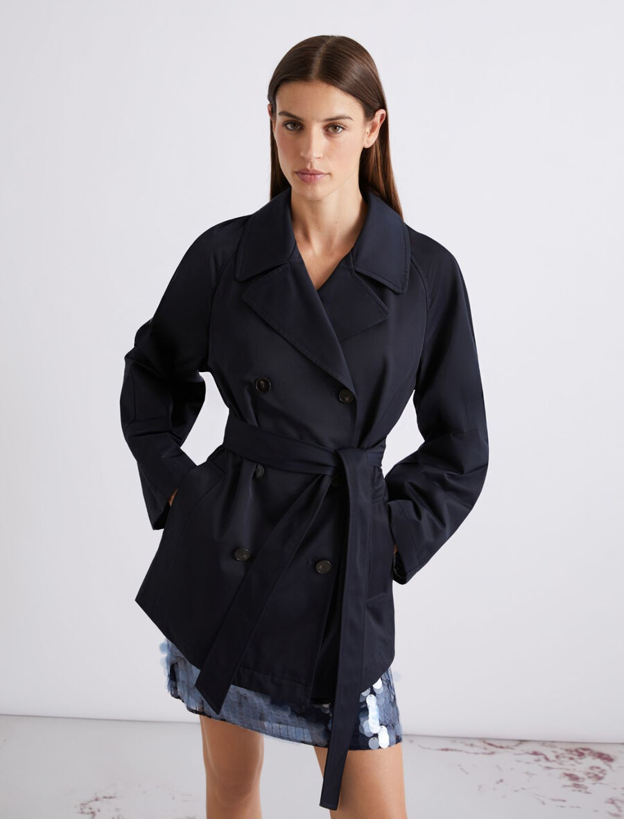 technischer trenchcoat aus baumwolle – marineblau