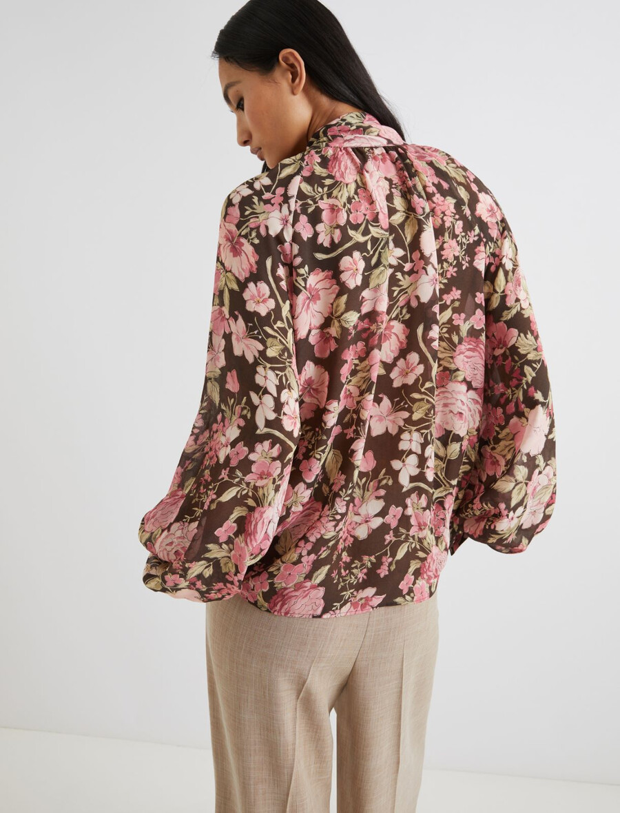 georgette-bluse mit halstuchdetail – schokolade