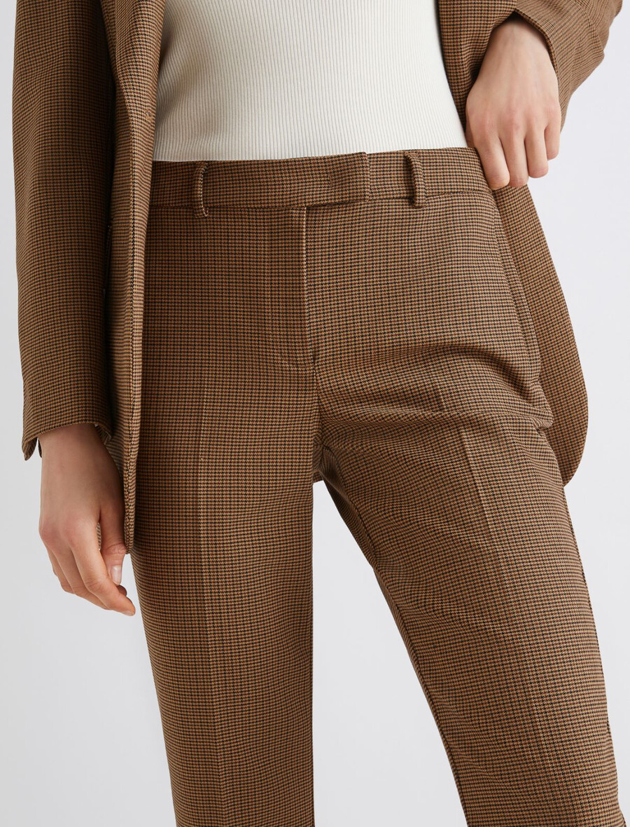 chino-hose aus stretchmaterial - camel