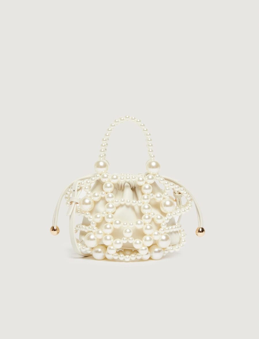 kleine beuteltasche mit kugeldetail – perlgrau