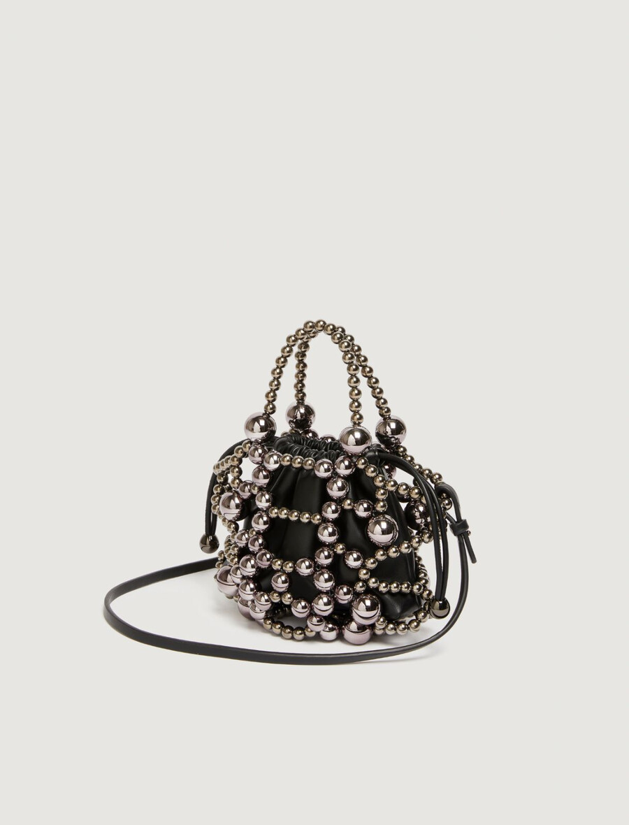 kleine beuteltasche mit kugeldetail – schwarz