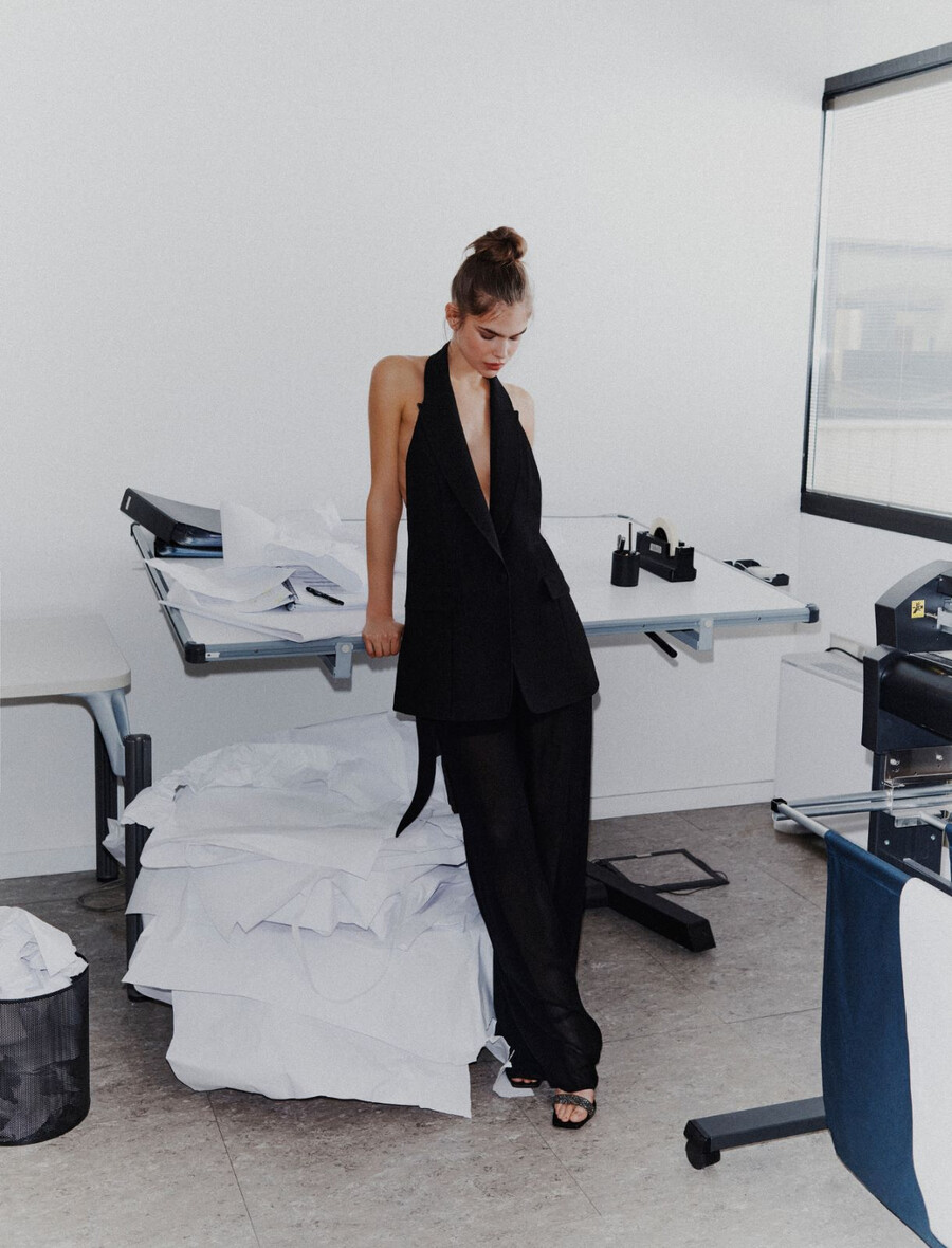 Ärmelloses blazer-top – schwarz