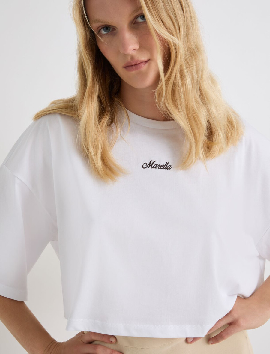 t-shirt mit gesticktem logo – optisches weiss