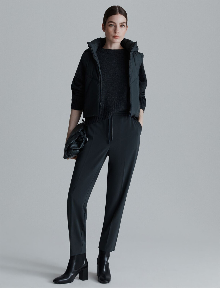 jogginghose aus stretch-twill – dunkelgrau