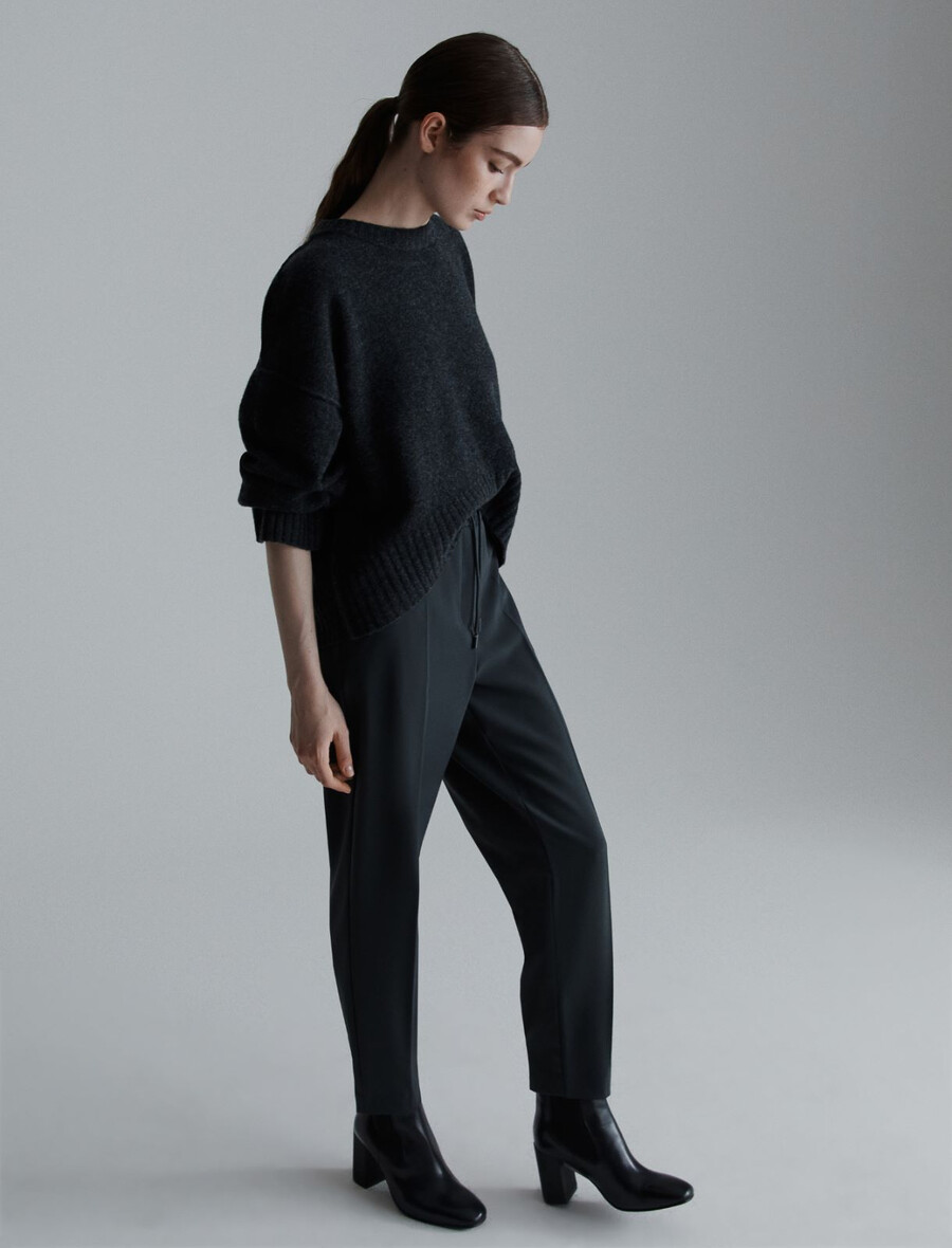 jogginghose aus stretch-twill – dunkelgrau